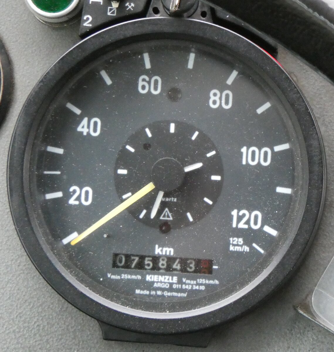 (267'886) - L�tscher, Haldenstein - GR 30'758 - Saurer/R&J (ex Dornbierer, Thal; ex FRAM Drachten/NL Nr. 24; ex PostAuto Graub�nden PID 2870; ex P 24'367) am 8, Oktober 2024 Ferrera, Lago di Lei (Detailaufnahme - 75'843,8 Kilometer)