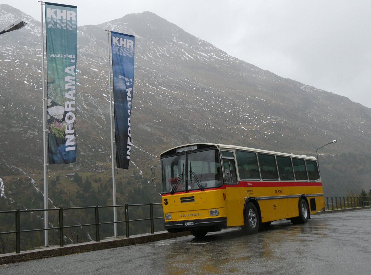 (267'894) - L�tscher, Haldenstein - GR 30'758 - Saurer/R&J (ex Dornbierer, Thal; ex FRAM Drachten/NL Nr. 24; ex PostAuto Graub�nden PID 2870; ex P 24'367) am 8. Oktober 2024 in Ferrera, Lago di Lei