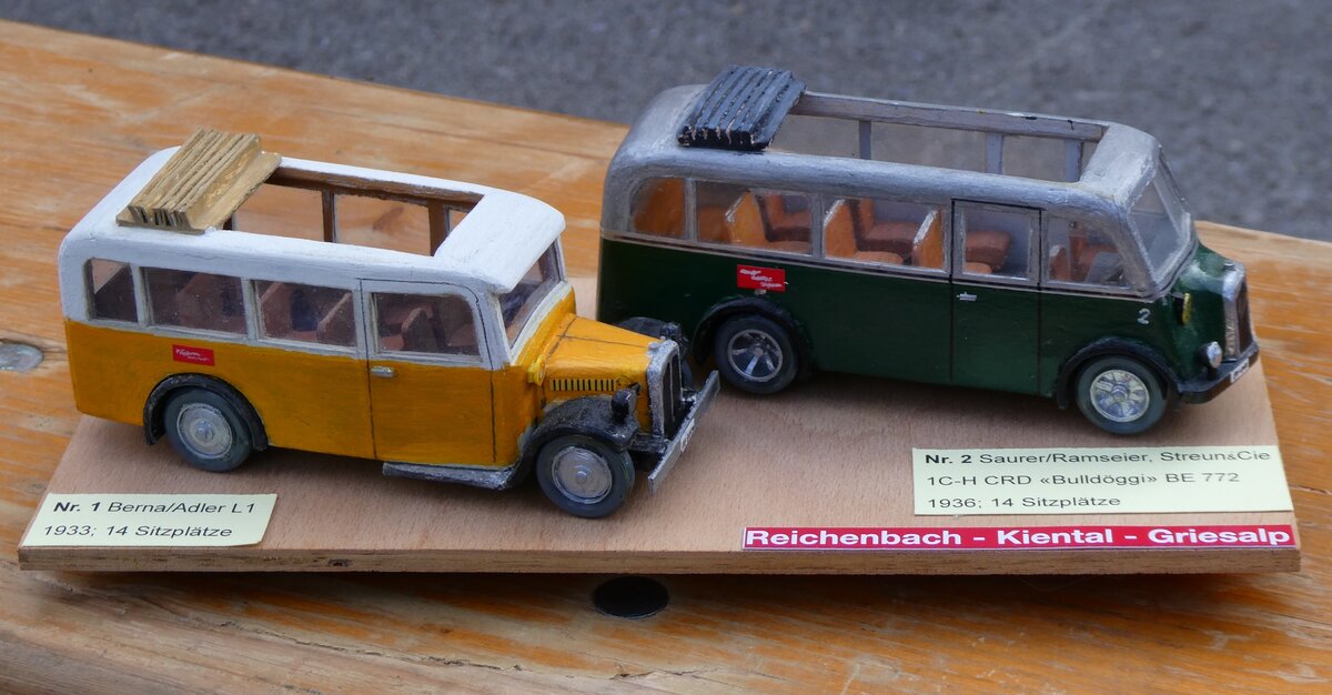 (268'089) - Geiger, Adelboden - Nr. 1 - Saurer/Adler + Nr. 2 - Saurer/R&Str. am 12. Oktober 2024 auf dem Bundl�ger (Holzmodelle)