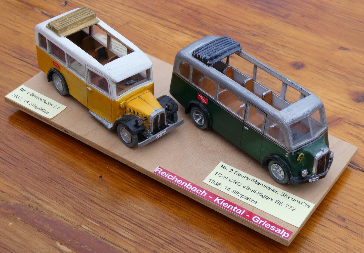 (268'096) - Geiger, Adelboden - Nr. 1 - Saurer/Adler + Nr. 2 - Saurer/R&Str. am 12. Oktober 2024 auf dem Bundl�ger (Holzmodelle)