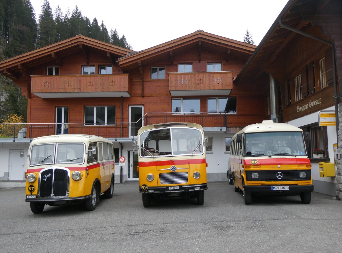 (268'145) - Schmid, Th�rishaus - Nr. 3/BE 26'760 - Saurer/Gangloff (ex Geiger, Adelboden Nr. 3) + Nr. 9/BE 26'105 - Saurer/R&J (ex Geiger, Adelboden Nr. 9) + aus Deutschland: Hahn, M�nchen - Nr. 6/M-MB 309H - Mercedes (ex M�ller, CH-Ennetmoos Nr. 6; ex Portenier, CH-Adelboden Nr. 6/PID 492; ex Geiger, CH-Adelboden Nr. 6) am 12. Oktober 2024 auf der Griesalp