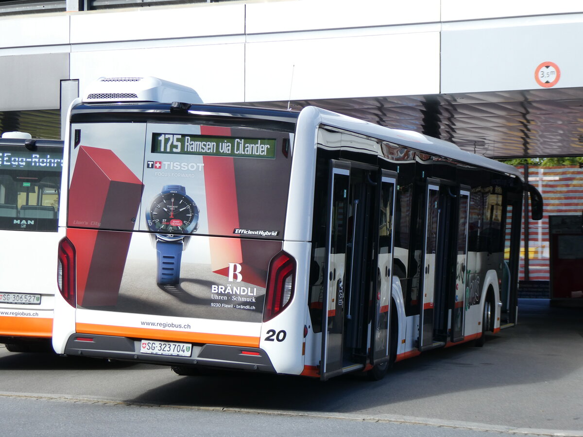 (268'201) - Regiobus, Gossau - Nr. 20/SG 323'704 - MAN am 17. Oktober 2024 beim Bahnhof Herisau