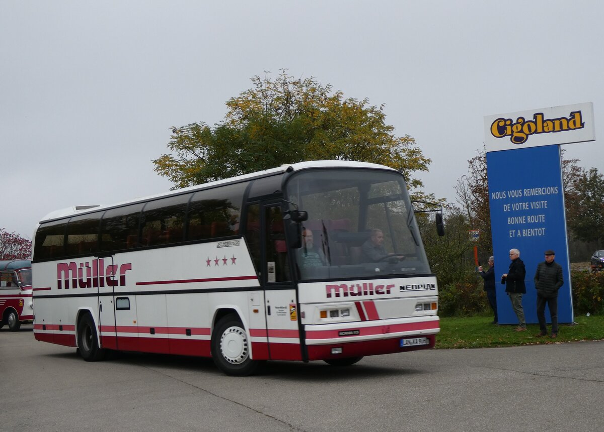 (268'608) - Aus Deutschland: M�ller, Heiden (Auw�rter) - LAN-KA 90H - Neoplan am 26. Oktober 2024 in Kintzheim, Cigoland