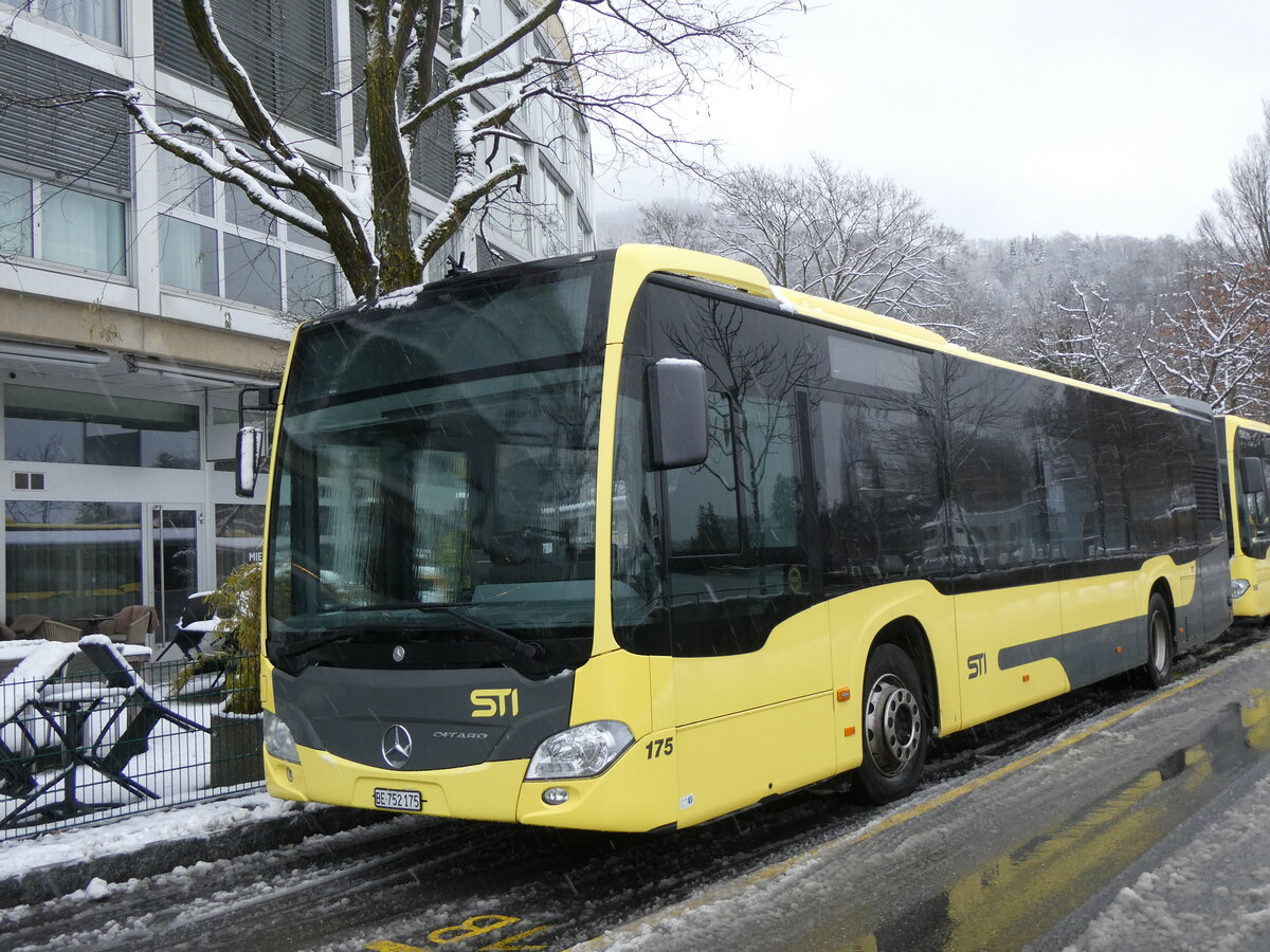(270'132) - STI Thun - Nr. 175/BE 752'175 - Mercedes am 23. Dezember 2024 bei der Schiffl�ndte Thun