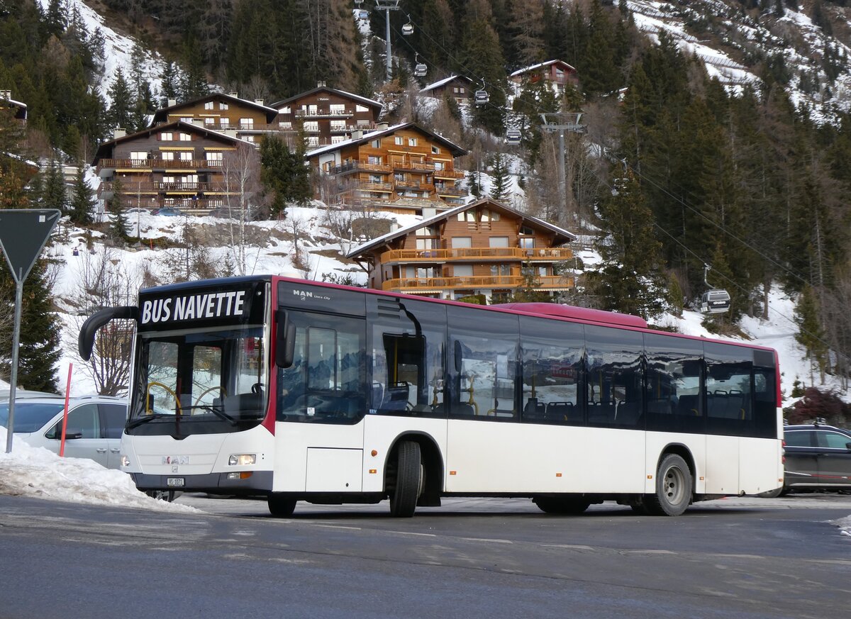 (270'552) - Buchard, Leytron - VS 1071 - MAN (ex PostAuto Wallis Nr. 69/PID 4779; ex Lathion, Sion Nr. 69) am 2. Januar 2025 in Anz�re, T�l�cabine