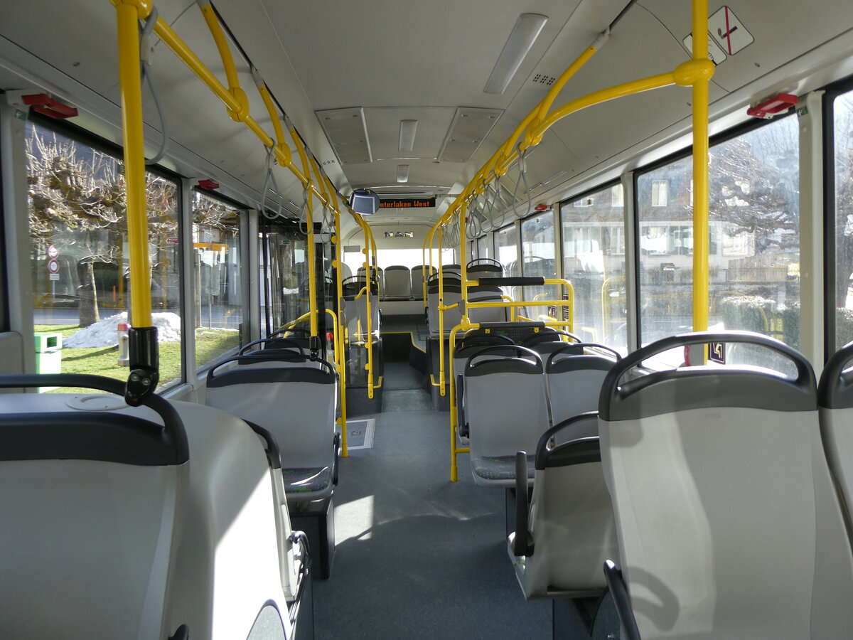 (270'737) - PostAuto Bern - BE 403'166/PID 12'336 - MAN (ex Dr. Richard, A-Wien Nr. 1411) am 7. Januar 2025 in B�nigen, See (Innenaufnahme)