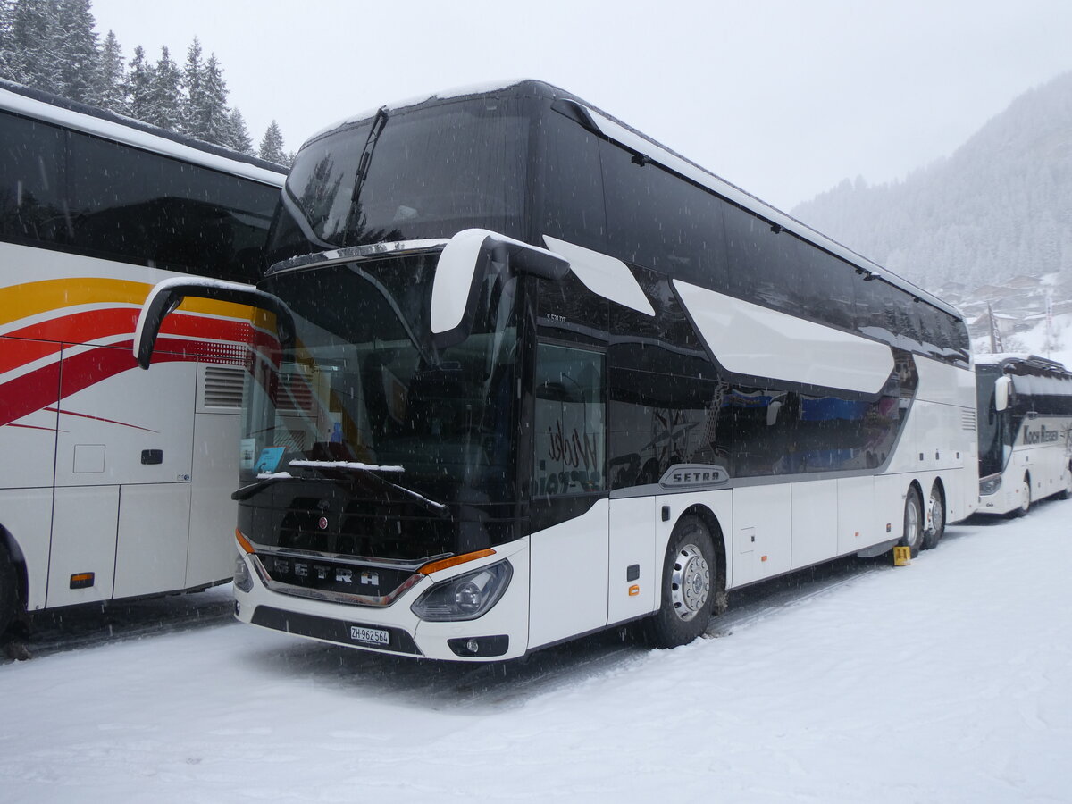 (270'960) - Daimler Buses, Winterthur - ZH 962'564 - Setra am 11. Januar 2025 in Adelboden, ASB (Einsatz G�ssi)