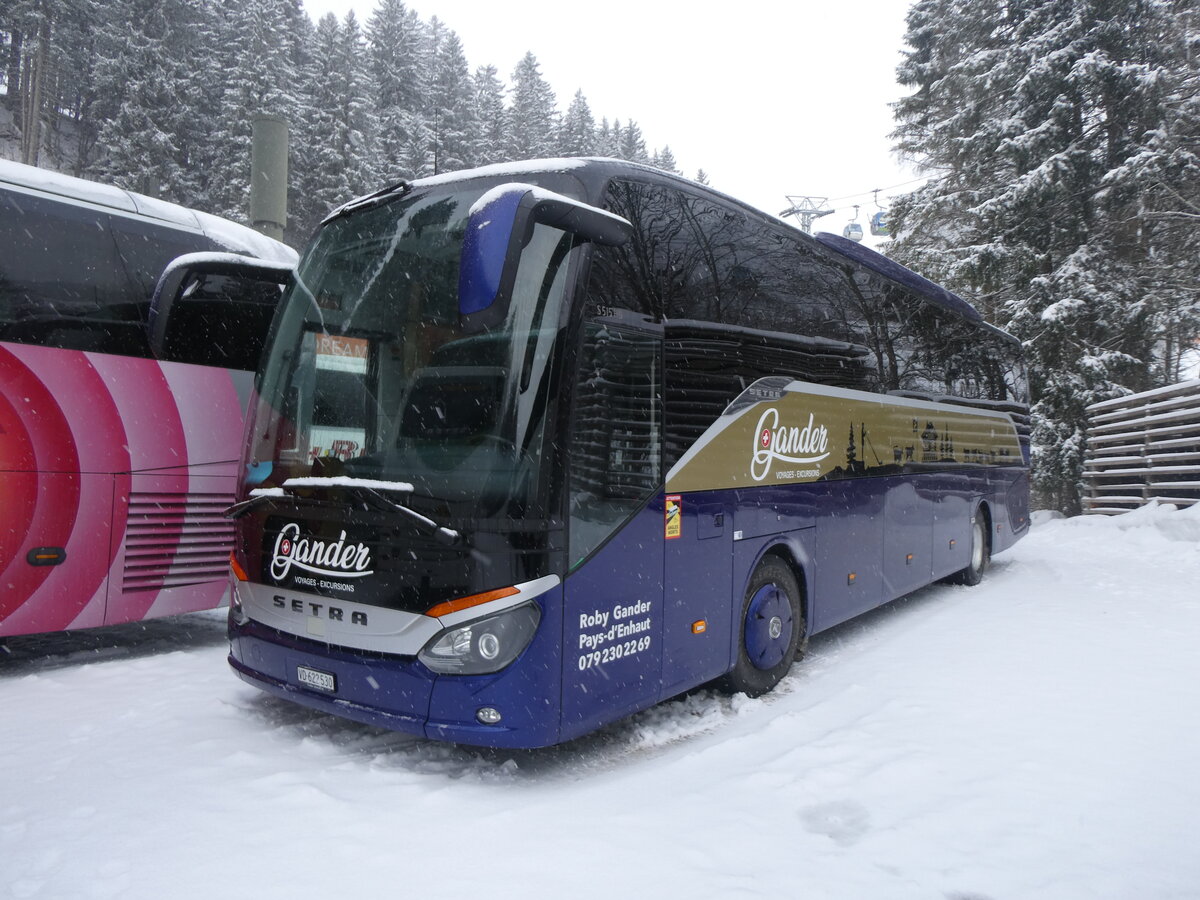 (271'037) - Gander, Ch�teau-d'Oex - VD 622'530 - Setra am 11. Januar 2025 in Adelboden, ASB