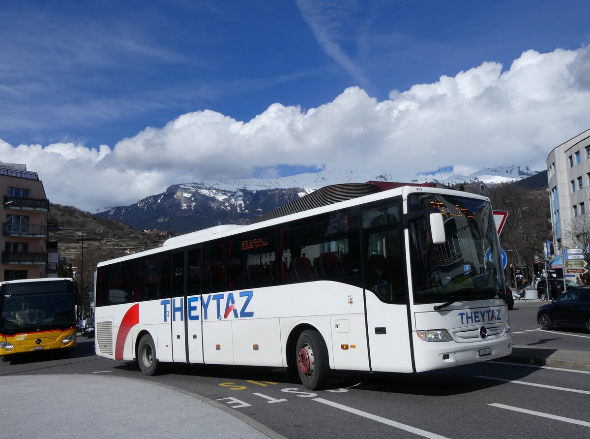(272'786) - Theytaz, Sion - VS 11'004 - Mercedes am 11. M�rz 2025 beim Bahnhof Sion