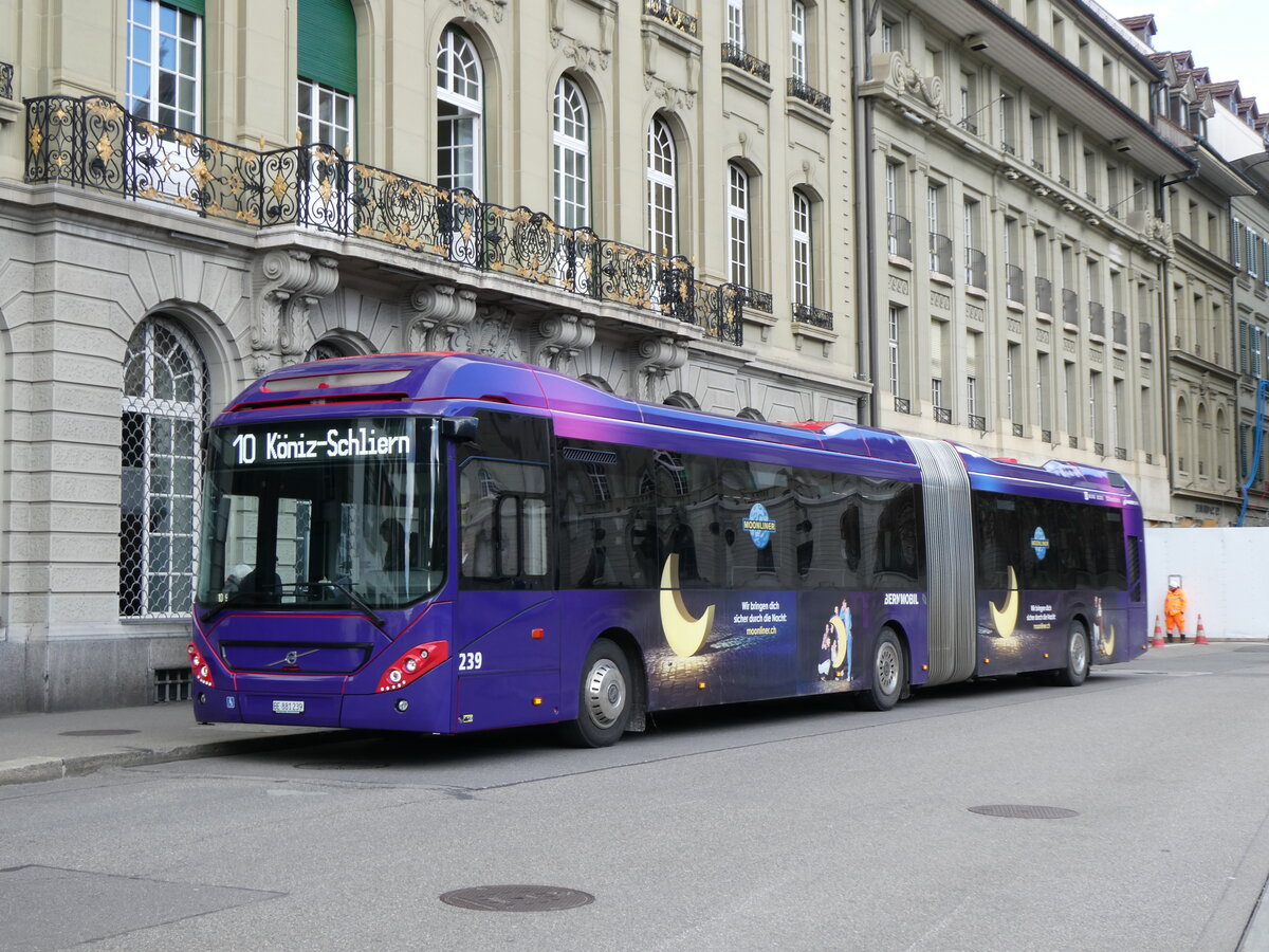 (272'842) - Bernmobil, Bern - Nr. 239/BE 881'239 - Volvo am 13. M�rz 2025 in Bern, Bundesplatz