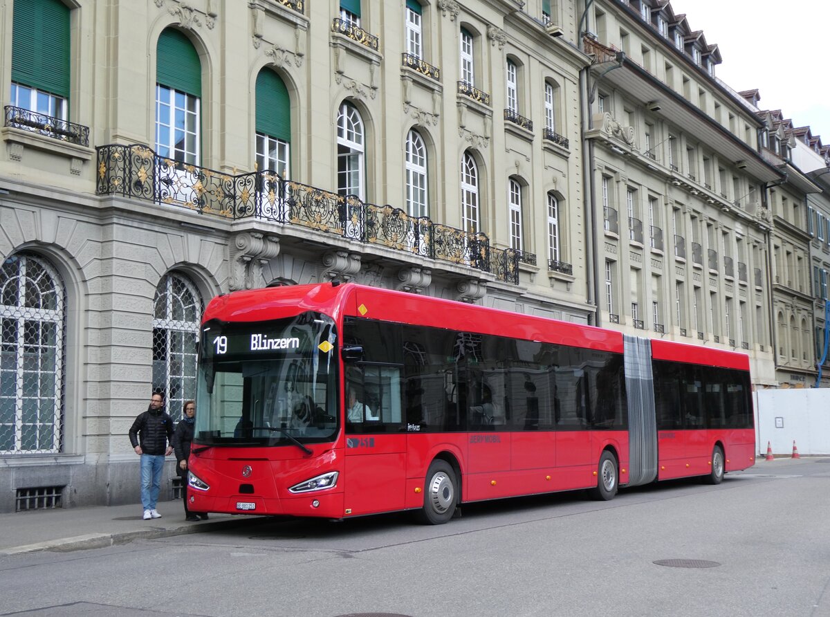 (272'843) - Bernmobil, Bern - Nr. 251/BE 881'251 - eIrizar am 13. M�rz 2025 in Bern, Bundesplatz