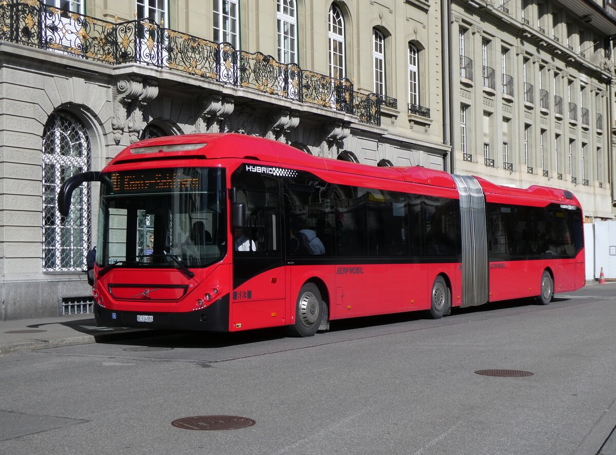 (272'852) - Bernmobil, Bern - Nr. 883/BE 514'883 - Volvo am 13. M�rz 2025 in Bern, Bundesplatz