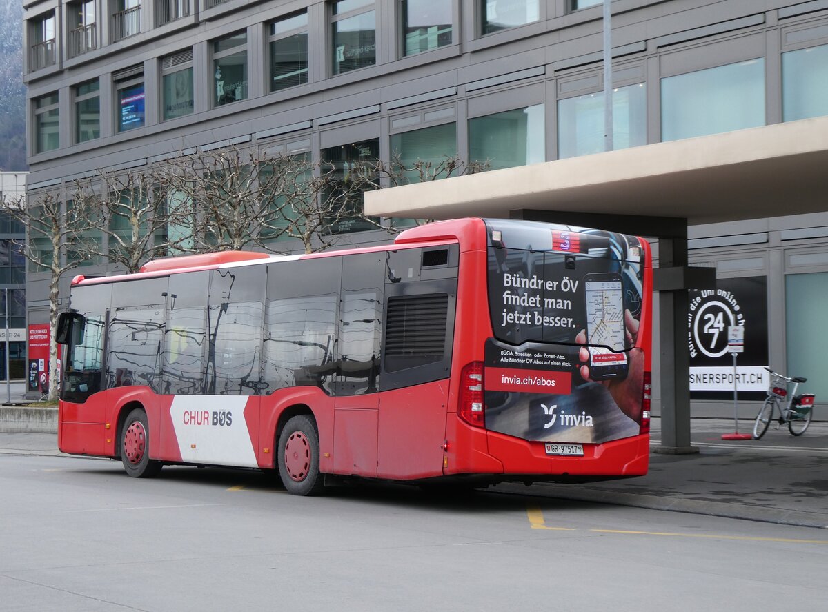 (272'923) - Chur Bus, Chur - Nr. 17/GR 97'517 - Mercedes am 14. M�rz 2025 beim Bahnhof Chur