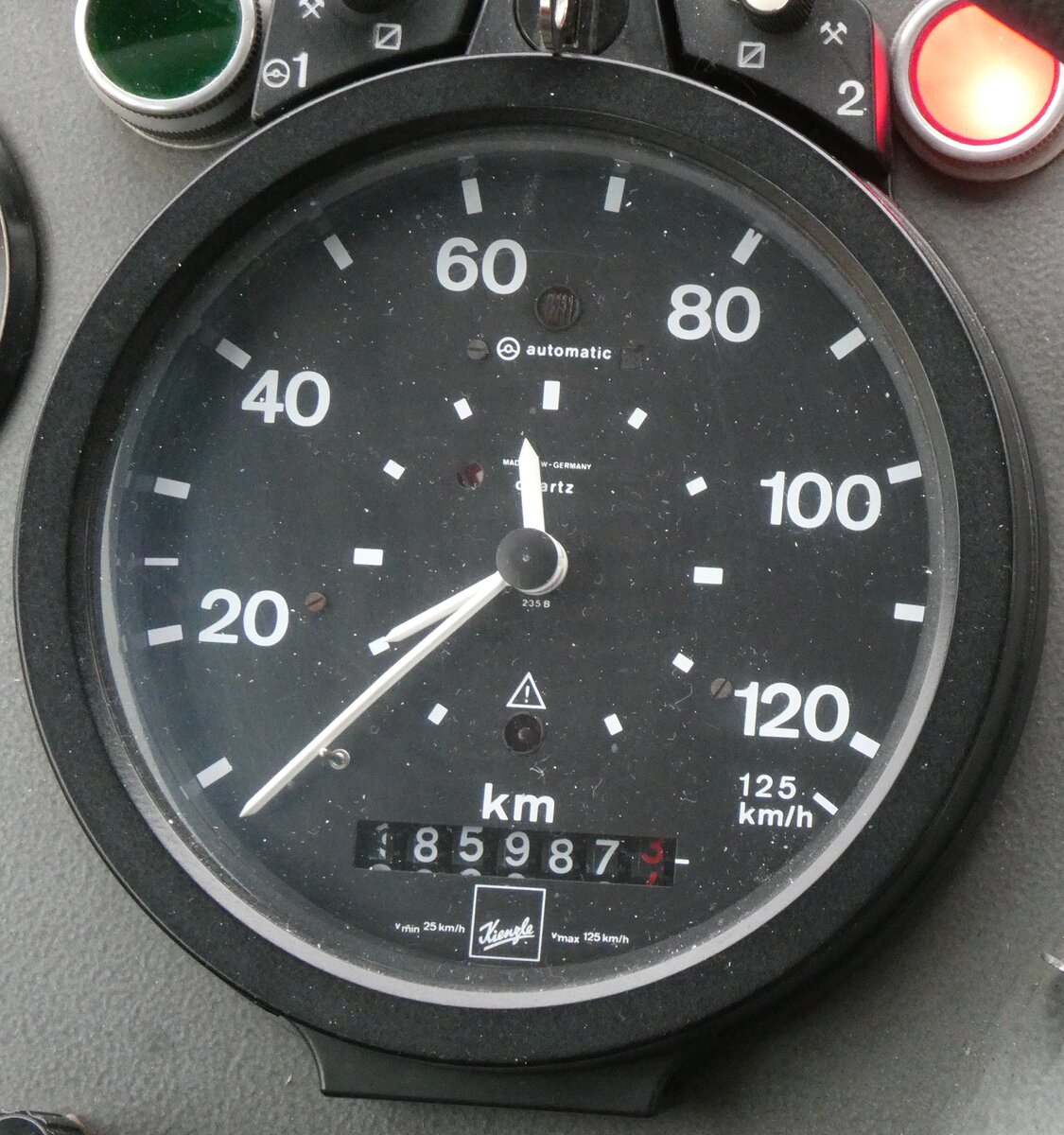 (272'999) - Keller, Niederwil - Nr. 4/SG 53'102 - Saurer/R&J (ex Keller, Hottwil Nr. 5/PID 1270; ex P 25'303; ex P 25'254) am 15. M�rz 2025 in Derendingen, Enter (Detailaufnahme - 1'185'987,3 Kilometer)