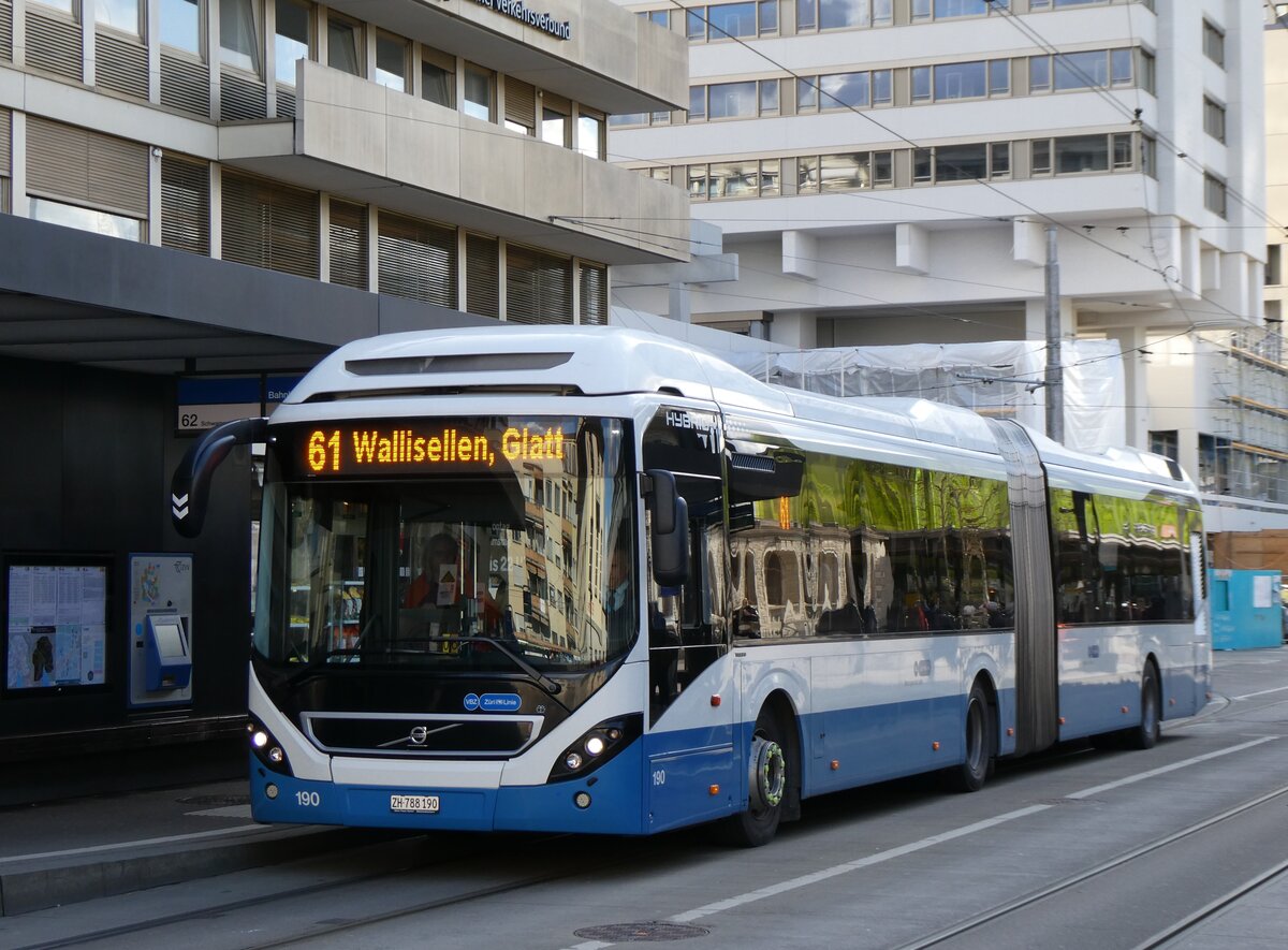 (273'164) - VBZ Z�rich - Nr. 190/ZH 788'190 - Volvo am 24. M�rz 2025 beim Bahnhof Z�rich Oerlikon