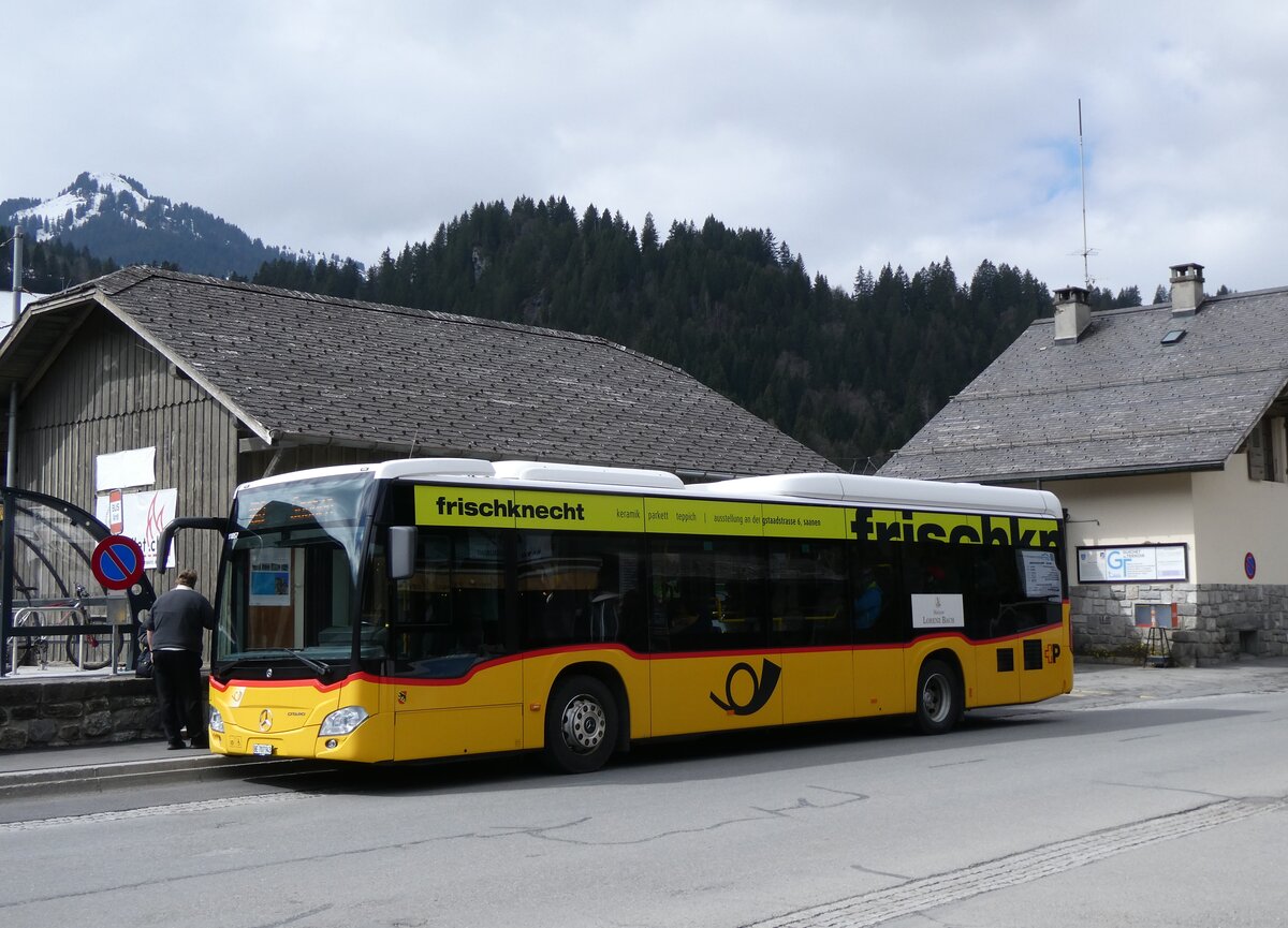 (273'205) - PostAuto Bern - BE 707'943/PID 11'857 - Mercedes (ex K�bli, Gstaad; ex PostAuto Bern BE 538'988; ex PostAuto Bern BE 653'386) am 27. M�rz 2025 beim Bahnhof Les Diablerets