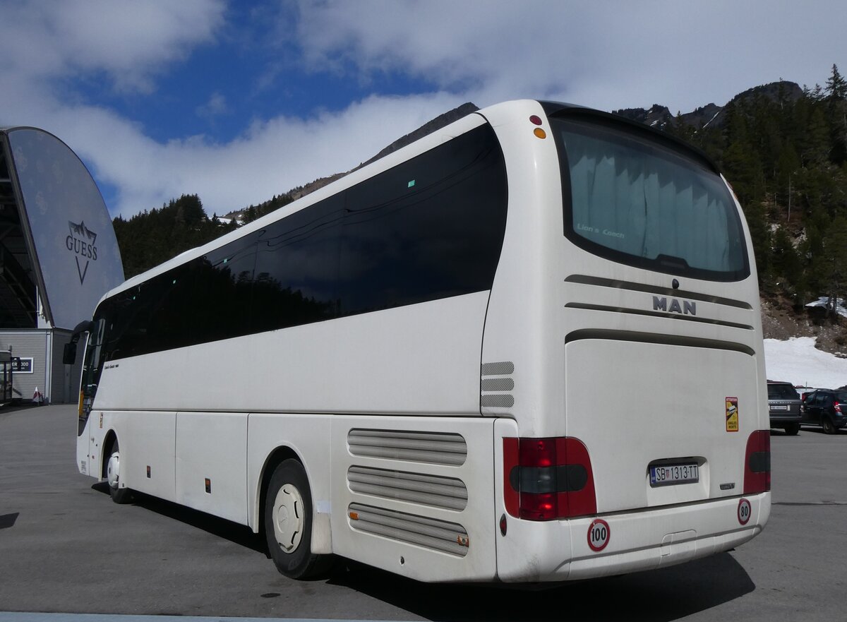 (273'223) - Aus Kroatien: Baltik, Samobor - SB 1313-TT - MAN am 27. M�rz 2025 in Col du Pillon, Glacier 3000