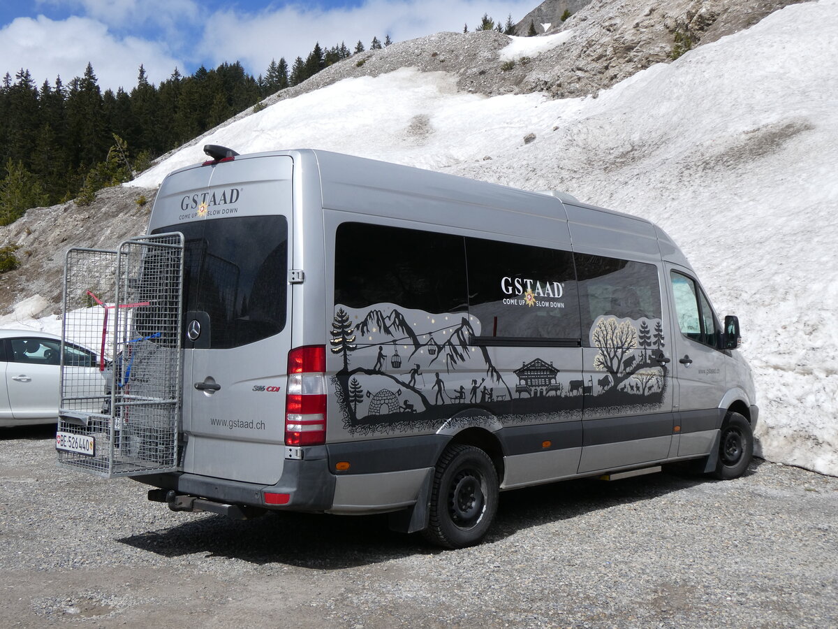 (273'225) - Bergbahnen Destination, Gstaad - BE 526'440 - Mercedes am 27. M�rz 2025 in Col du Pillon, Glacier 3000