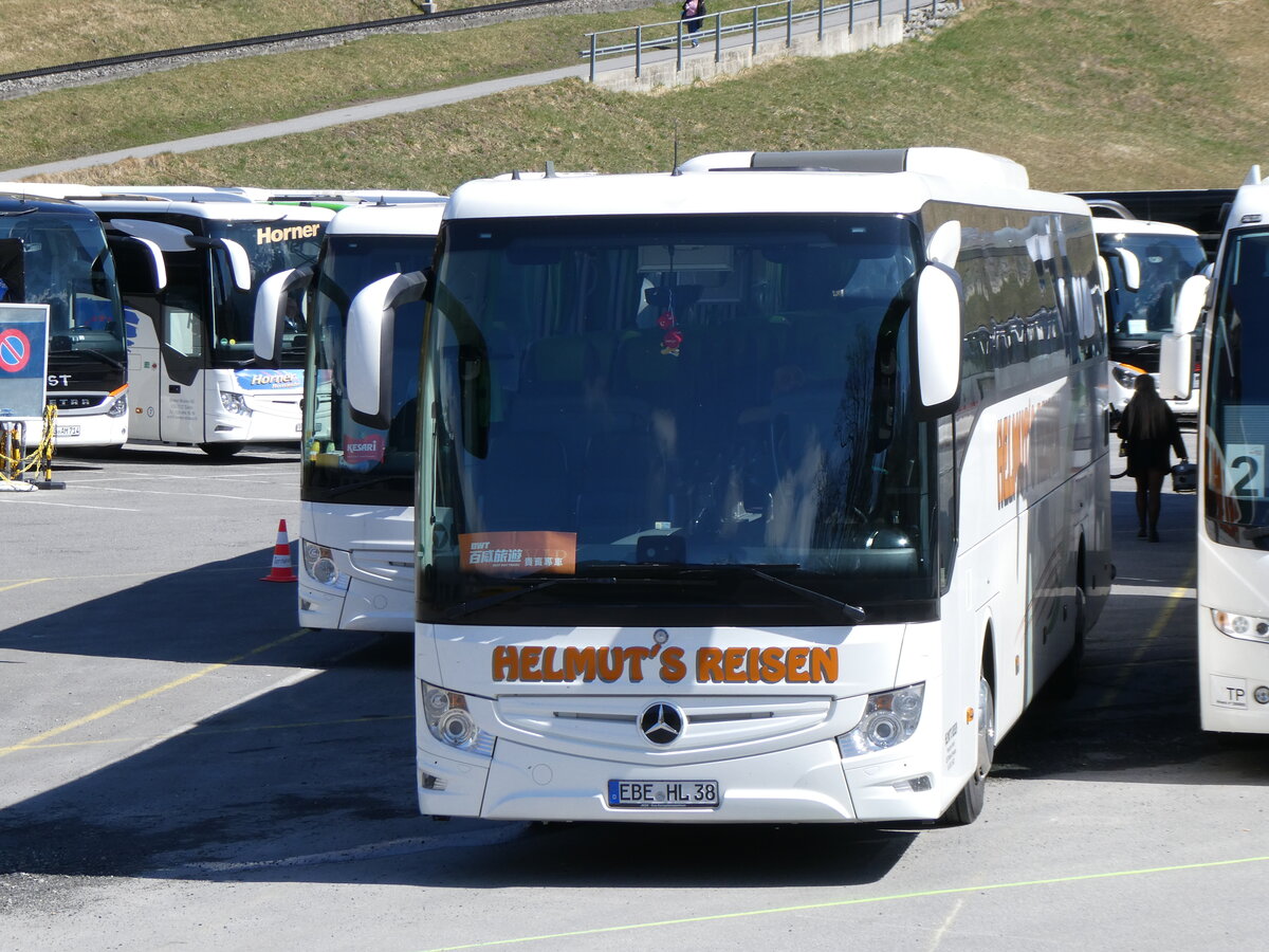 (273'287) - Aus Deutschland: Helmut's Reisen, Markt Schwaben - EBE-HL 38 - Mercedes am 28. M�rz 2025 in Grindelwald, Grund