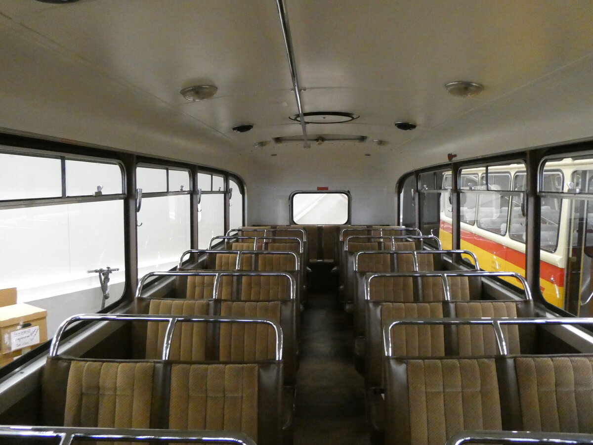 (273'336) - Stutz, Jonen - AG 8341 - Saurer/T�scher (ex Dubs, Stallikon) am 29. M�rz 2025 in Affoltern, Garage (Innenaufnahme)