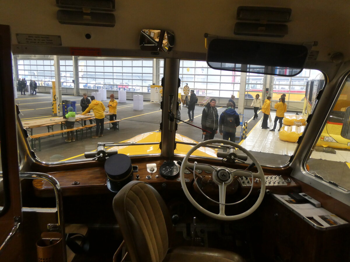 (273'339) - Stutz, Jonen - AG 8341 - Saurer/T�scher (ex Dubs, Stallikon) am 29. M�rz 2025 in Affoltern, Garage (Innenaufnahme)