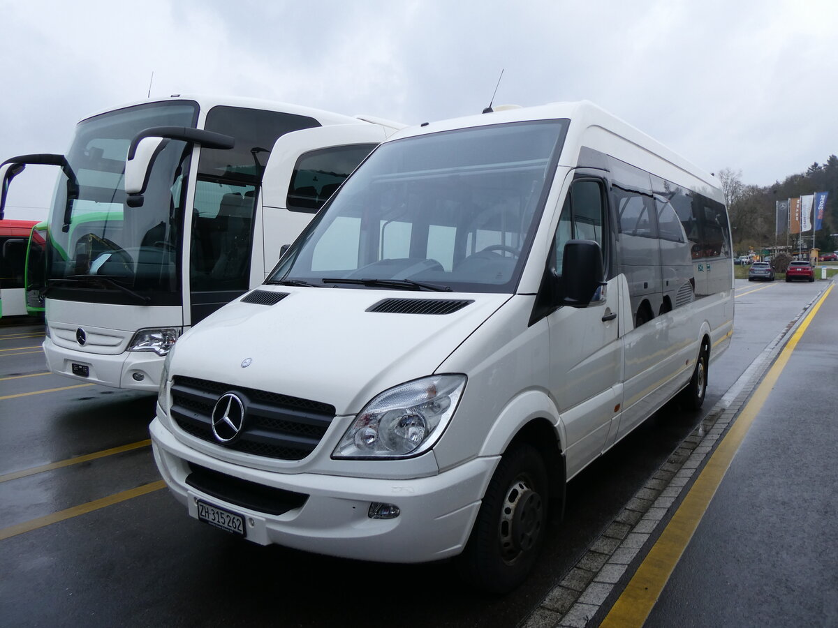 (273'400) - AZZK Zollikon - Nr. 62/ZH 315'262 - Mercedes am 29. M�rz 2025 in Winterthur, Daimler Buses