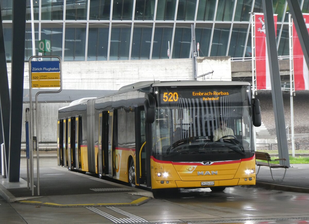 (273'411) - PostAuto Z�rich - Nr. 386/ZH 204'602/PID 11'266 - MAN am 29. M�rz 2025 in Z�rich-Flughafen