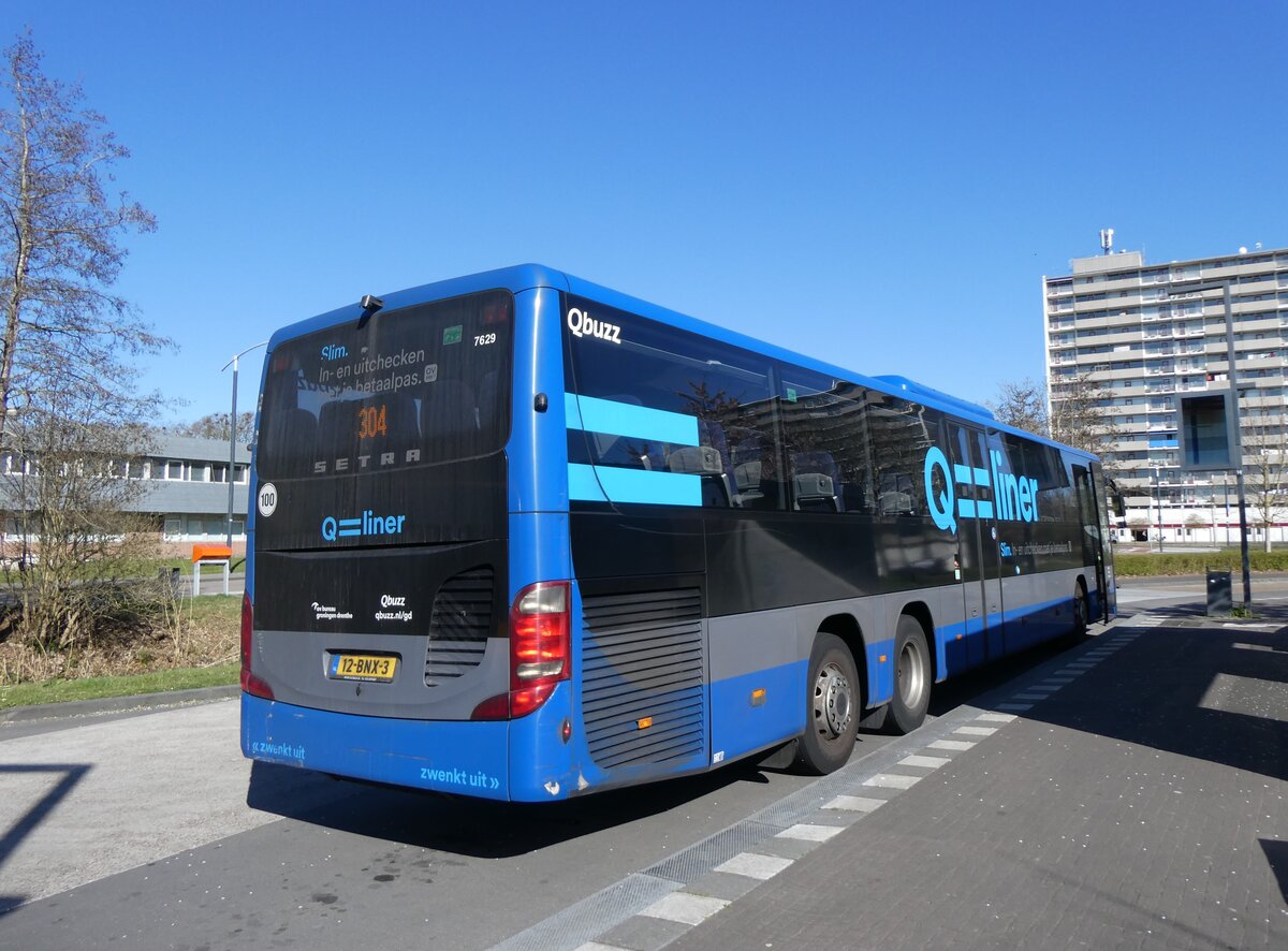 (273'605) - Qbuzz, Groningen - Nr. 7629/12-BNX-3 - Setra am 5. April 2025 in Drachten, Transferium Oost