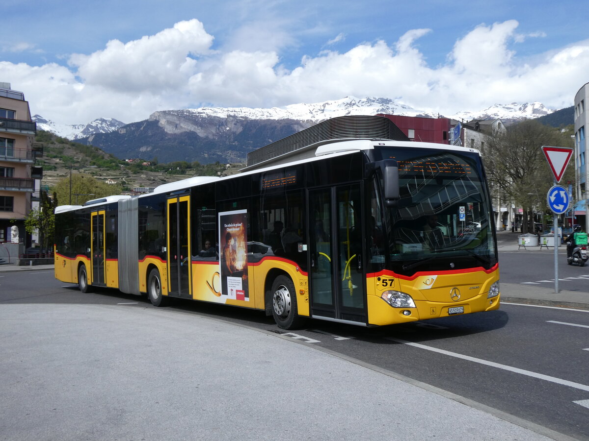 (273'961) - PostAuto Wallis - Nr. 57/VS 519'679/PID 11'489 - Mercedes am 14. April 2025 beim Bahnhof Sion 