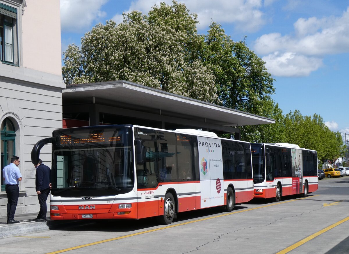 (274'107) - StadtBUS, Frauenfeld - Nr. 712/TG 237'012 - MAN (ex PostAuto Ostschweiz PID 10'104) am 22. April 2025 beim Bahnhof Frauenfeld