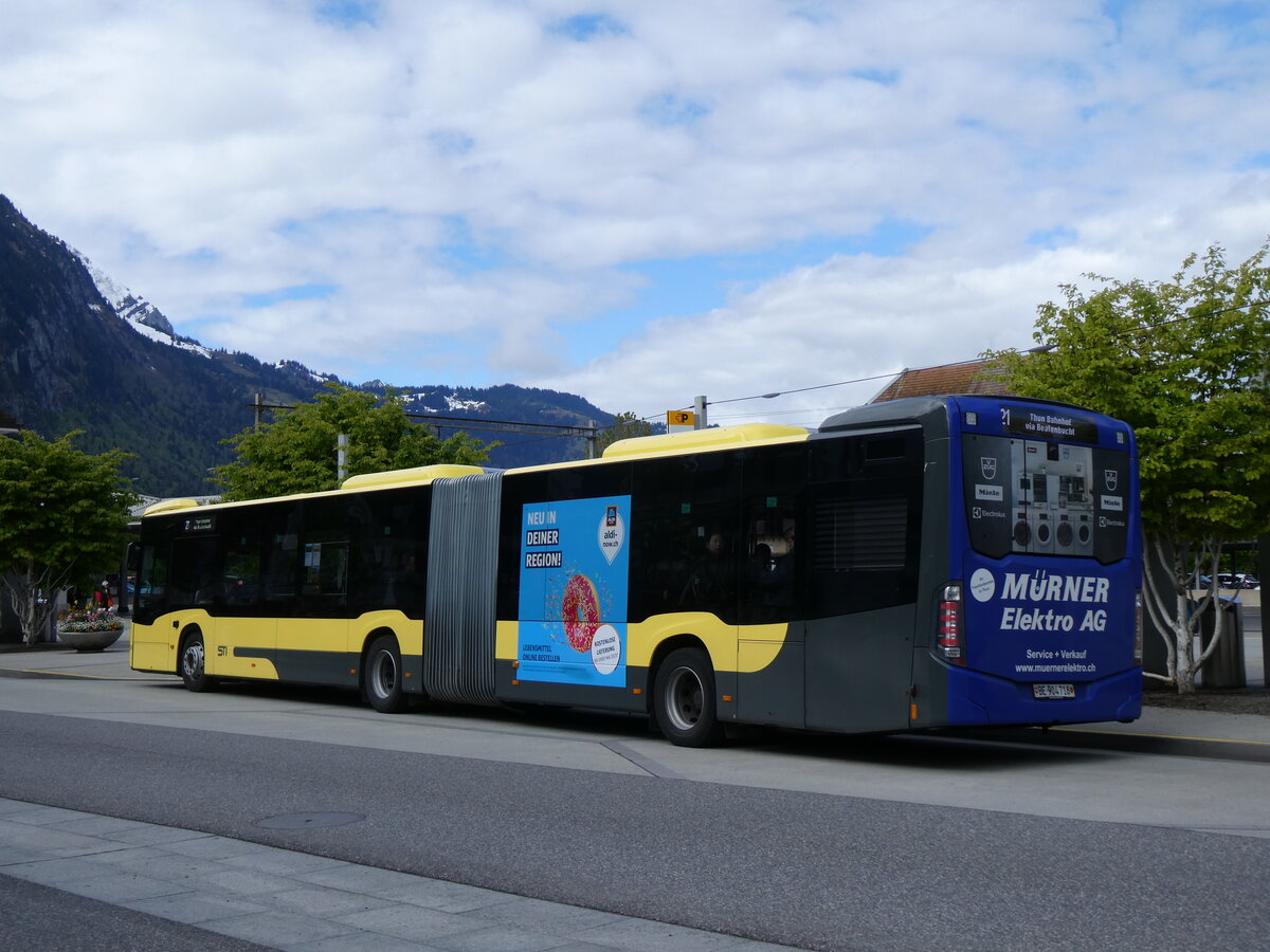 (274'159) - STI Thun - Nr. 718/BE 904'718 - Mercedes am 24. April 2025 beim Bahnhof Interlaken West