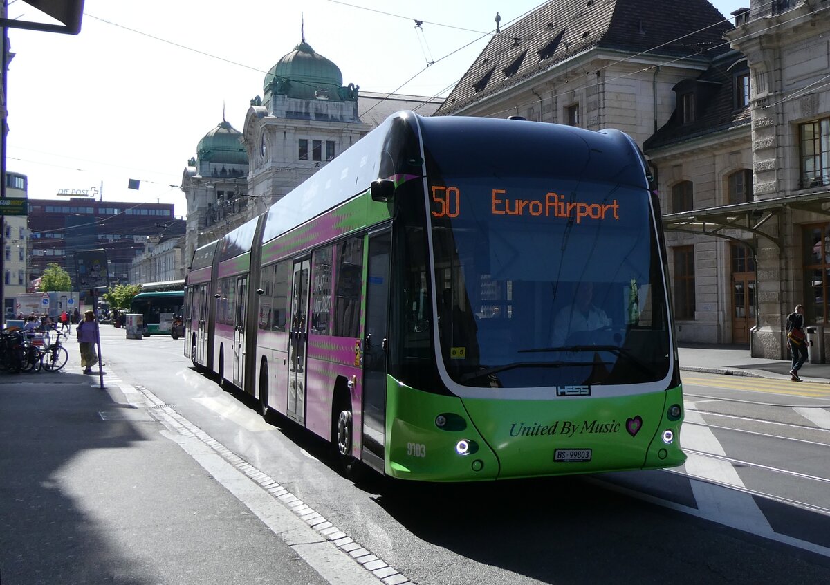 (274'409) - BVB Basel - Nr. 9103/BS 99'803 - eHess am 2. Mai 2025 beim Bahnhof Basel