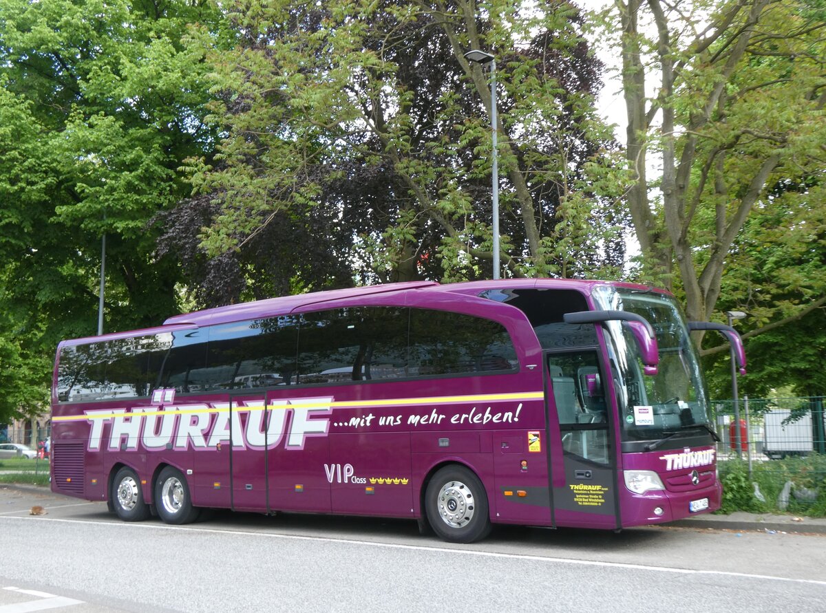 (275'376) - Th�rauf, Bad Windsheim - NEA-T 405 - Mercedes am 10. Mai 2025 beim Hauptbahnhof Hamburg