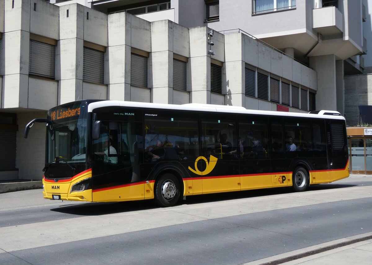 (275'454) - PostAuto Nordschweiz - BL 155'725/PID 12'059 - MAN am 2. Mai 2025 beim Bahnhof Laufen