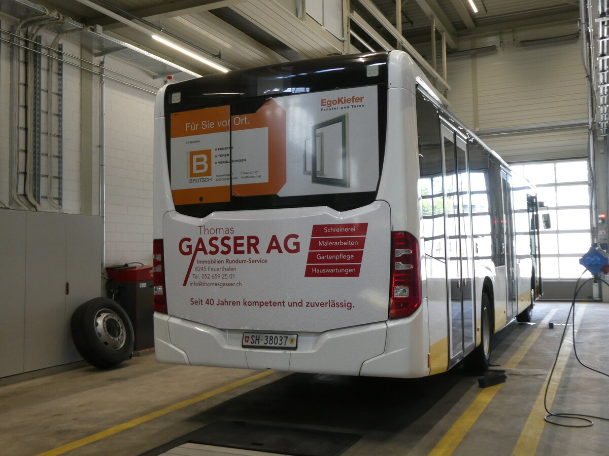 (275'660) - VBSH Schaffhausen - Nr. 37/SH 38'037 - Mercedes (ex Nr. 25) am 17. Mai 2025 in Schaffhausen, Busdepot
