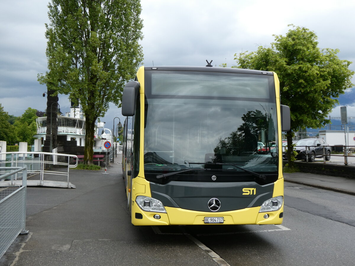 (275'718) - STI Thun - Nr. 717/BE 904'717 - Mercedes am 21. Mai 2025 bei der Schiffl�ndte Thun