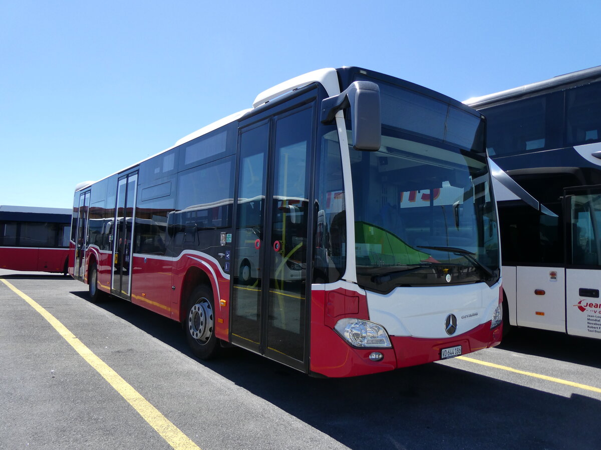 (276'057) - CarPostal Ouest - VD 644'186/PID 12'302 - Mercedes (ex Wiener Linien, A-Wien Nr. 8120) am 30. Mai 2025 in Kerzers, Interbus