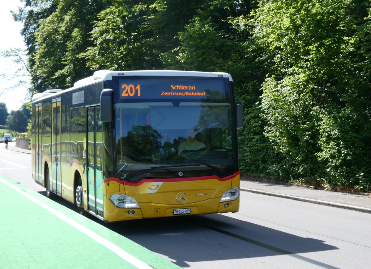 (276'096) - PostAuto Z�rich - Nr. 413/ZH 115'469/PID 11'787 - Mercedes (ex Stutz, Jonen Nr. 413) am 31. Mai 2025 in Ringlikon, Langwis 