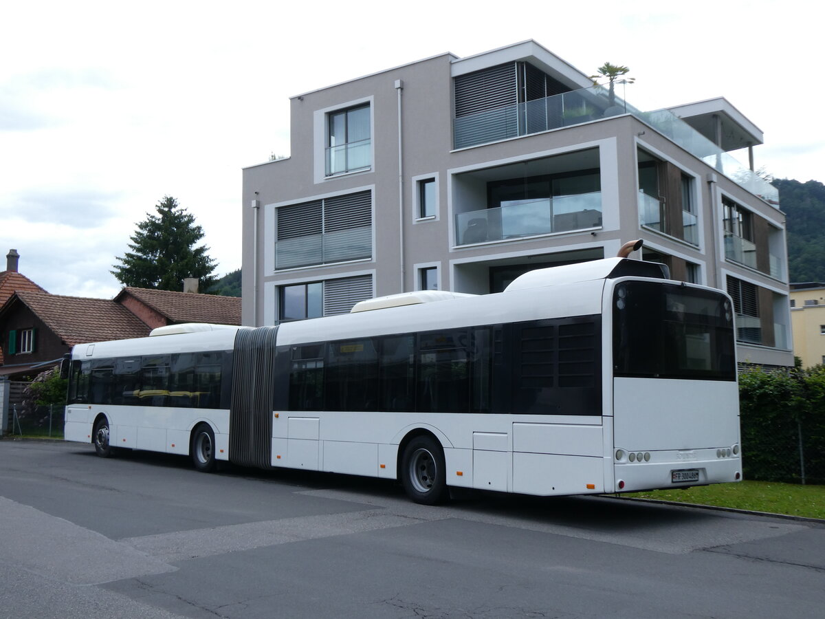 (276'203) - Intertours, Domdidier - Nr. 486/FR 300'486 - Solaris (ex ARAG Ruswil Nr. 9) am 2. Juni 2025 in Thun, Garage sTI