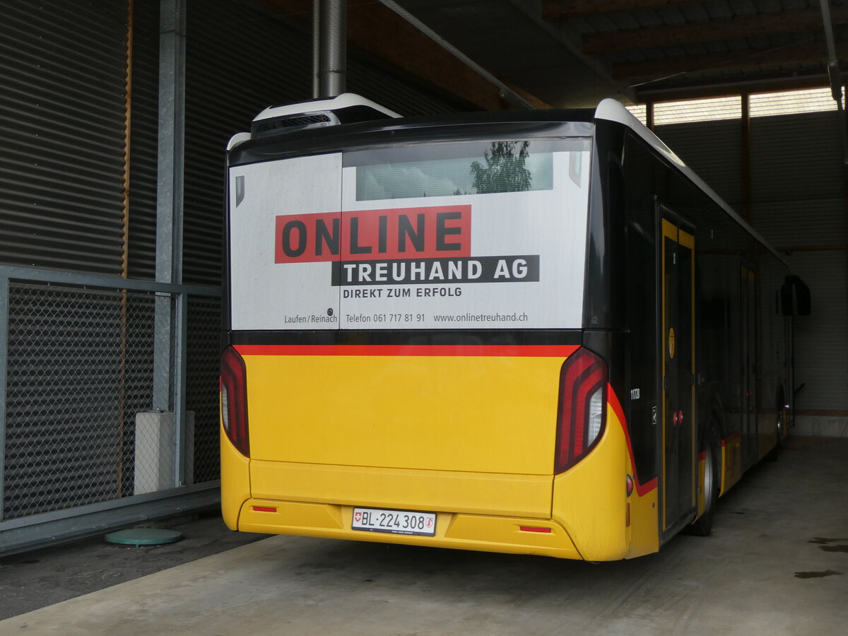 (276'248) - PostAuto Nordschweiz - BL 224'308/PID 11'728 - MAN am 3. Juni 2025 in Laufen, Garage