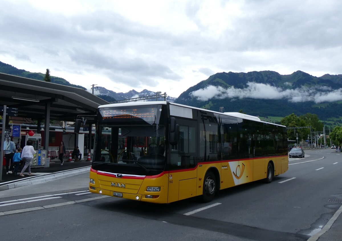 (276'441) - PostAuto Zentralschweiz - Nr. 512/OW 10'601/PID 10'591 - MAN (ex Nr. 1; ex Dillier, Sarnen Nr. 1) am 7. Juni 2025 beim Bahnhof Sarnen