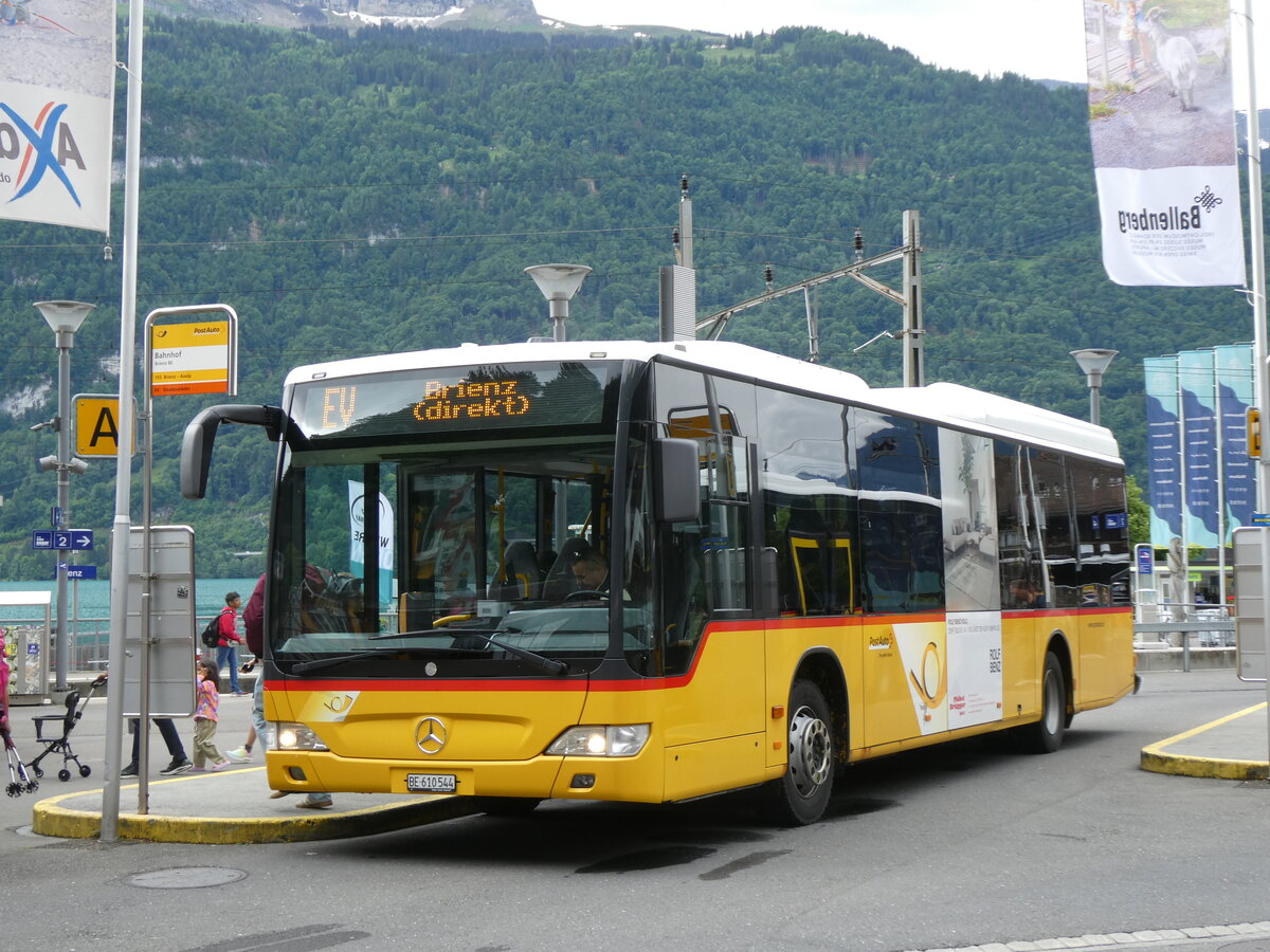 (276'484) - PostAuto Bern - BE 610'544/PID 5417 - Mercedes (ex BE 538'988; ex BE 637'781) am 7. Juni 2025 beim Bahnhof Brienz