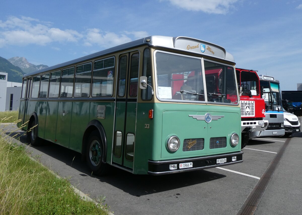 (276'606) - TPF Fribourg - Nr. 33/FR 300'450 - Saurer/Hess (ex Oldtimer Club 33, Tafers Nr. 33; ex GFM Fribourg Nr. 33) am 14. Juni 2025 in Aigle, Kolly SA