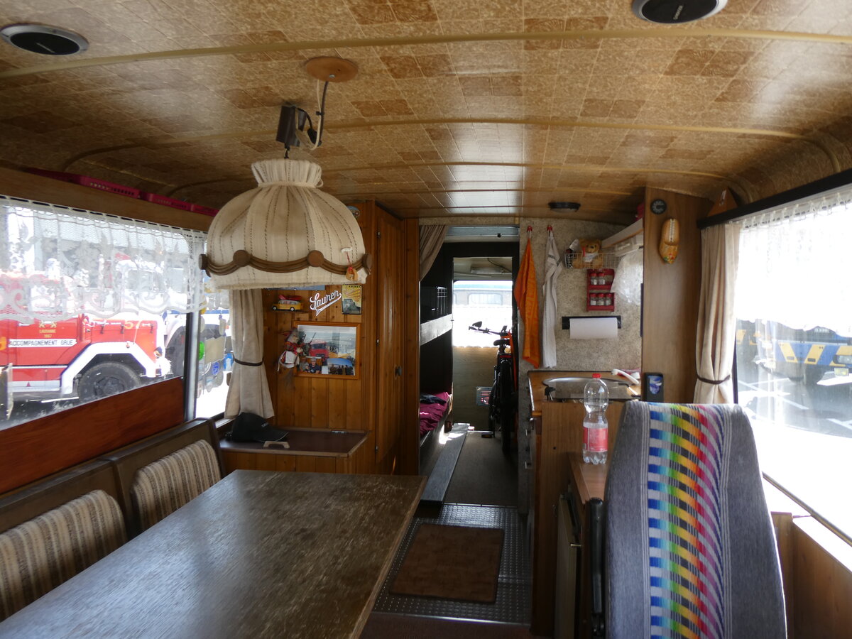 (276'632) - Hert, Messen - SO 165'492 - Saurer/Hess (ex Frey, Messen; ex Steiner, Messen) am 14. Juni 2025 in Aigle, Kolly SA (Innenaufnahme)