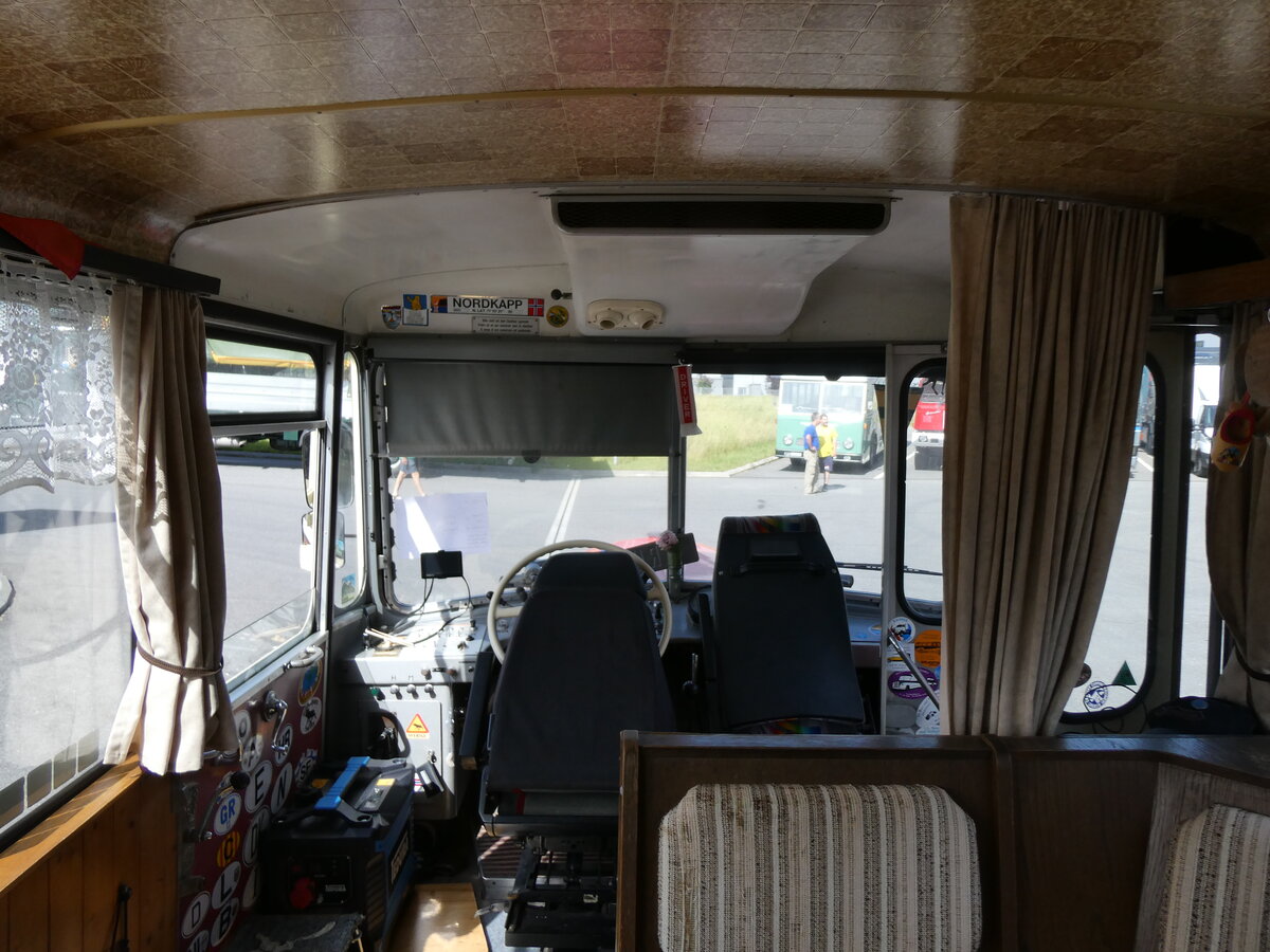 (276'633) - Hert, Messen - SO 165'492 - Saurer/Hess (ex Frey, Messen; ex Steiner, Messen) am 14. Juni 2025 in Aigle, Kolly SA (Innenaufnahme)