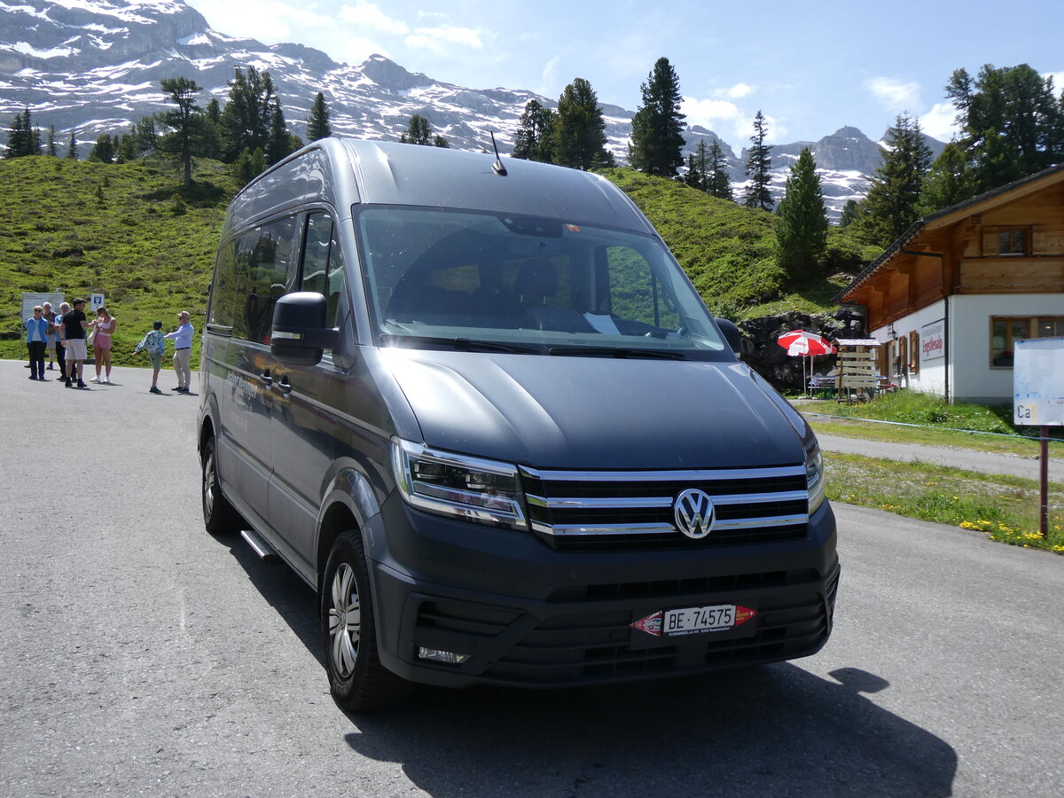 (276'758) - In�bnit, Meiringen - BE 74'575 - VW am 15. Juni 2025 auf der Engstlenalp