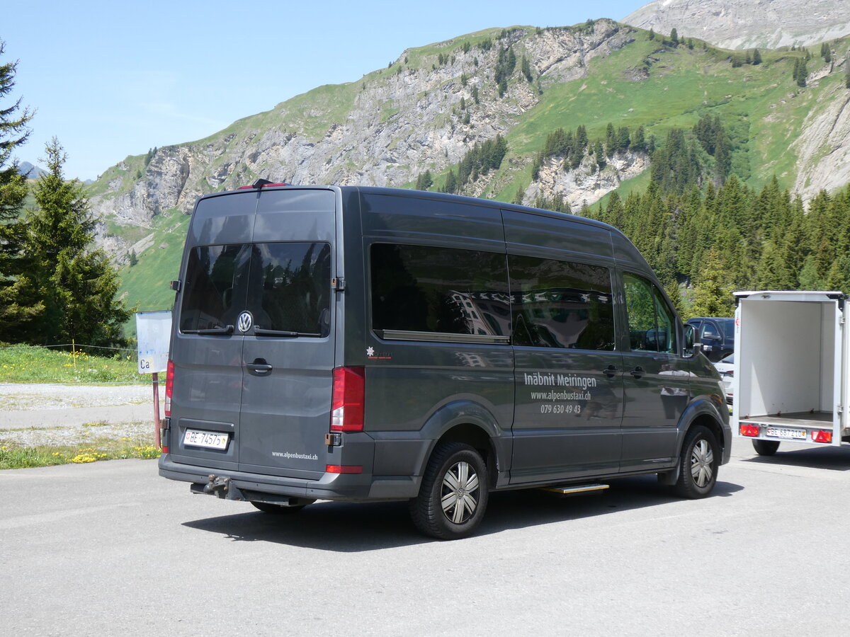 (276'762) - In�bnit, Meiringen - BE 74'575 - VW am 15. Juni 2025 auf der Engstlenalp