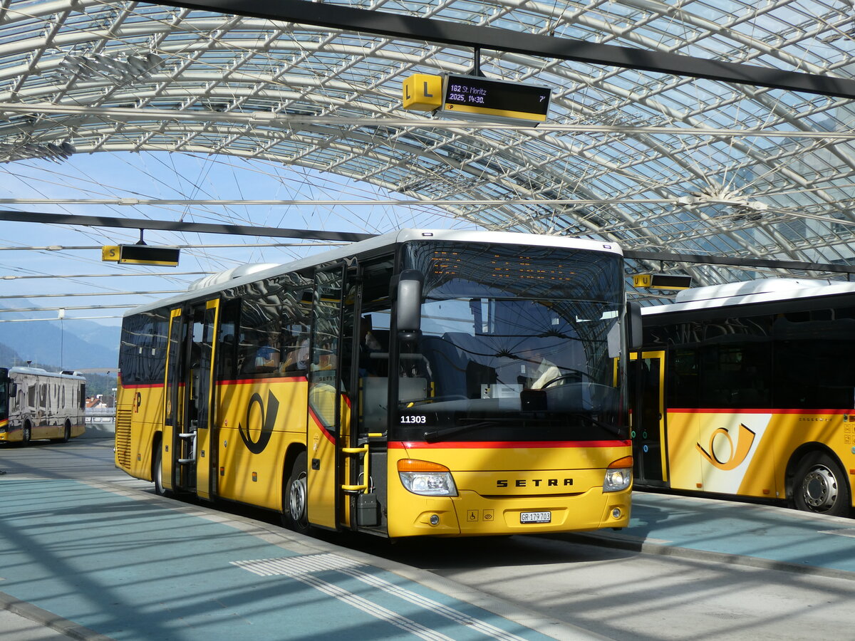 (276'878) - PostAuto Graub�nden - GR 179'703/PID 11'303 - Setra am 18. Juni 2025 in Chur, Postautostation