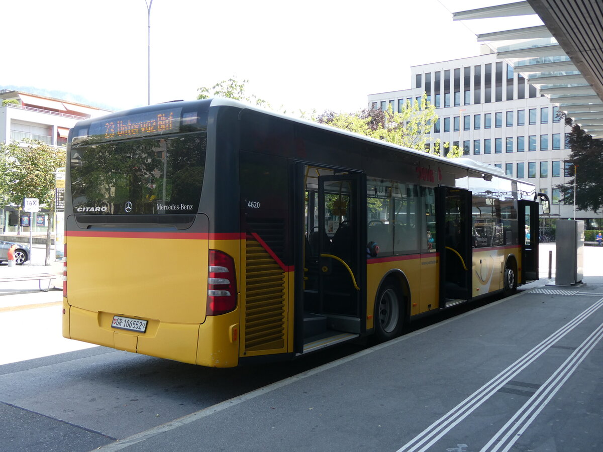 (276'915) - PostAuto Graub�nden - GR 106'552/PID 4620 - Mercedes (ex PostAuto Nordschweiz) am 18. Juni 2025 beim Bahnhof Landquart
