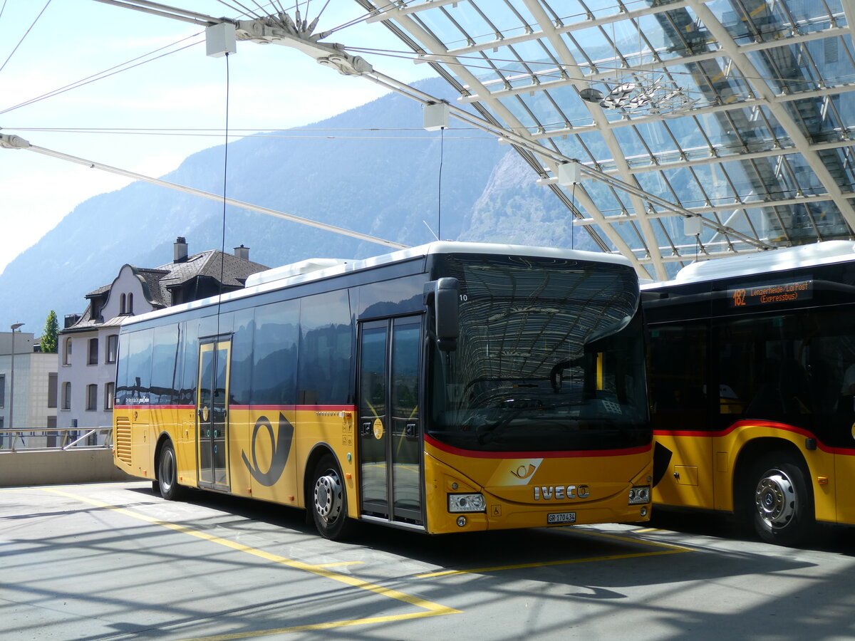 (276'928) - PostAuto Graub�nden - GR 170'434/PID 10'310 - Iveco (ex Lagerfahrzeug Iveco) am 18. Juni 2025 in Chur, Postautostation